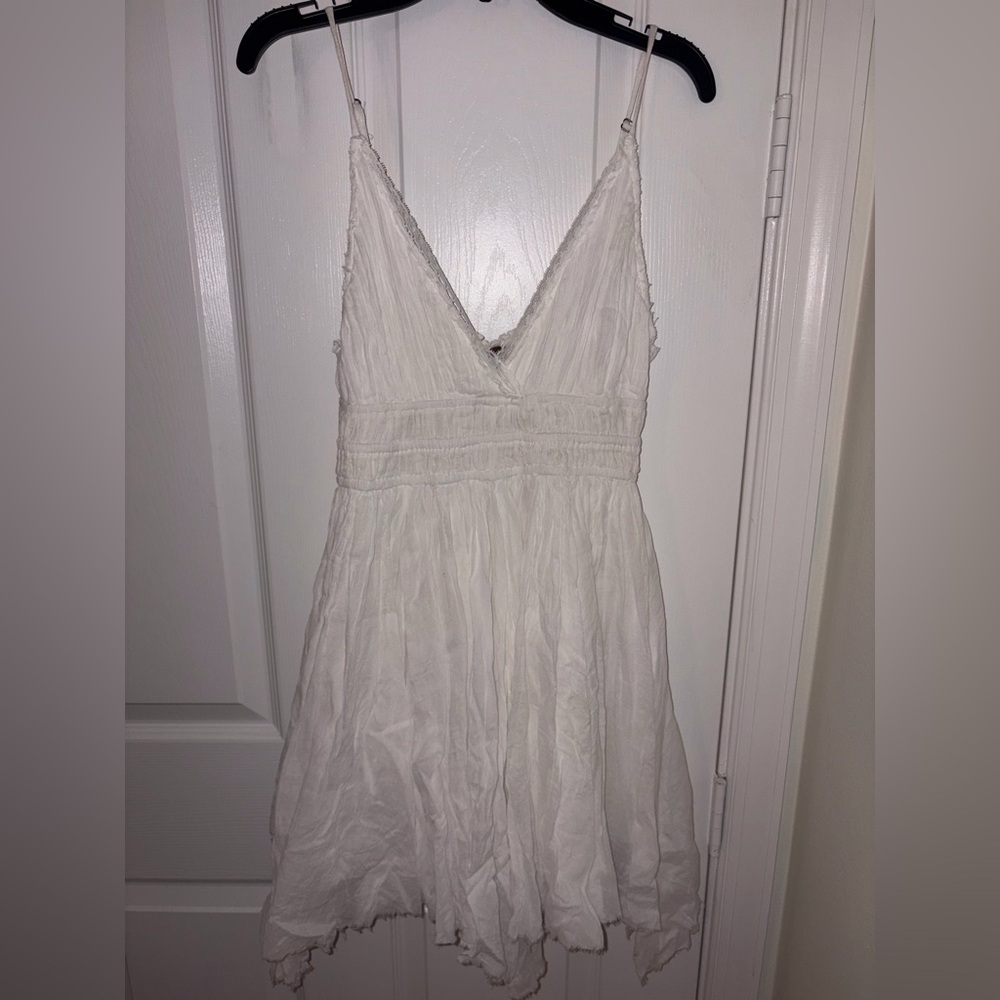 Elegant White Mini Dress